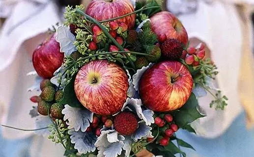 属鼠的人打死老鼠(属鼠的人打死老鼠好不好)