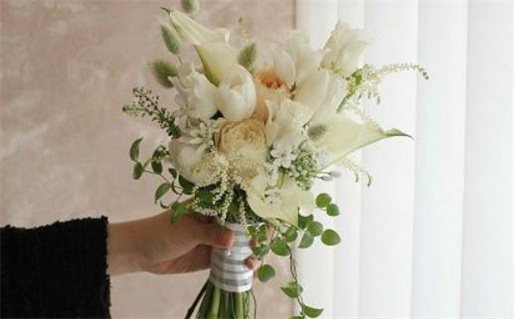 八字看命主与公婆关系(八字看命主与公婆关系怎么看)