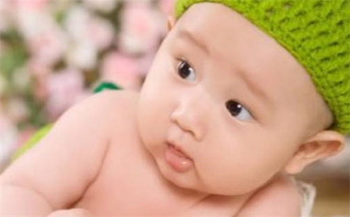 八字五行与胡姓：2026年03月20日出生女宝宝的理想名字分析