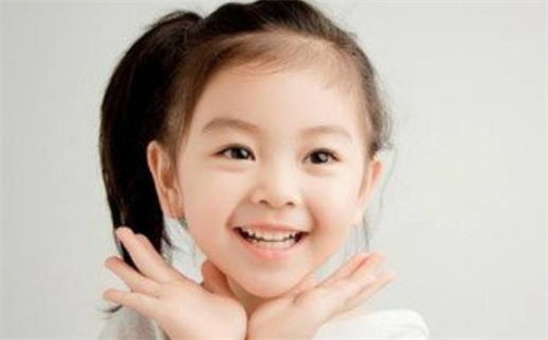 陈姓女宝宝起名大全：2026年05月14日生辰八字喜用神分析